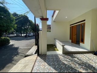 RUMAH BARU DI PONDOK BAMBU - JAKARTA