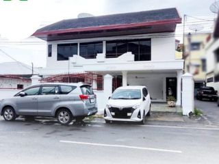 Disewa Rumah mewah Siap Huni Jl. Samanhudi, Medan