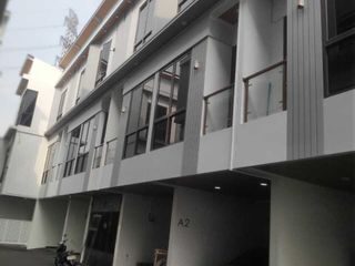 Rumah Minimalis Baru Carport 900jutaan di Rawa Selatan Johar Baru