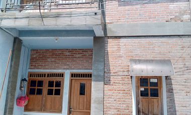 Dijual Rumah Kos Aktif dan Produktif  Dekat Undip Banyumanik Semarang