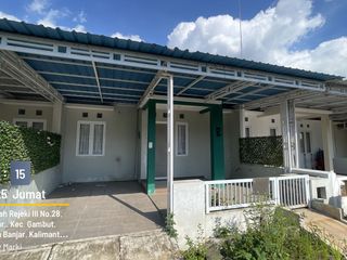 Disewakan rumah dian regency