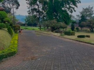Dijual Tanah Luas Di Area Cipanas Dekat Jalan Raya Cocok Buat Villa