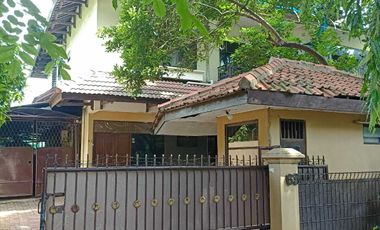 Dijual Cepat dan Murah Rumah dengan Lahan Luas di Ciracas