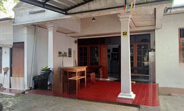 Tanah Strategis 1121 m² bonus kos2an cuma 3 menit ke MRT LEBAK BULUS