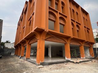 Gedung Perkantoran Baru Siap Pakai di TB Simatupang