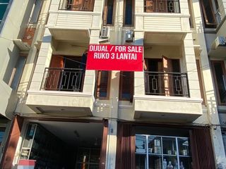 Dijual RUKO 3 LANTAI (ukuran 8x17x3) area BAKUNG SARI KUTA