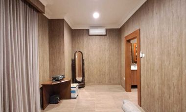 DIJUAL 5 Bedroom Rumah Bagus di area Blok A, Kebayoran Baru