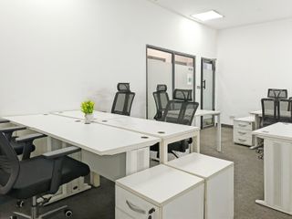 Move into ready-to-use office space for 15 employees in Regus Marco Polo