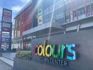 Private office space tailored to your business’ unique needs in Regus Colours Town Center