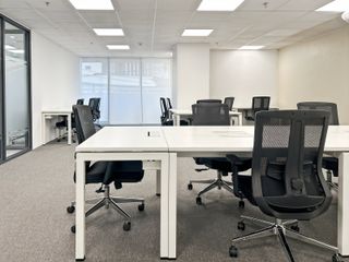 Book serviced office space for businesses of all sizes in Regus Adriatico Square