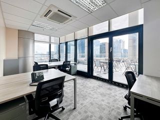 Professional office space in Regus Eco Tower on fully flexible terms