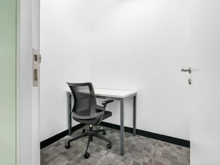 Work in Regus Triumph Square or anywhere else in our global network