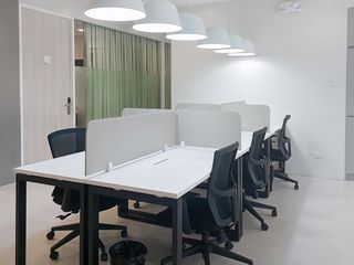 Find a dedicated desk in Regus Doña Elena Tower