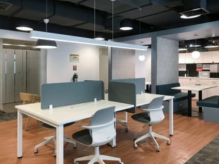 Coworking space in Regus Mckinley Town Center