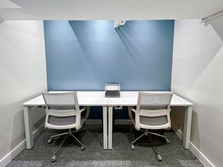 Private office space for 1 person in HQ Triumph Building