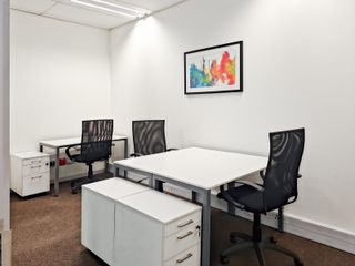 Fully serviced private office space for you and your team in Regus Enterprise Makati