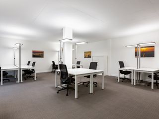 Move into ready-to-use office space for 15 employees in Regus Triumph Square