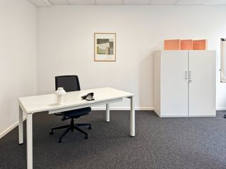 Professional office space in Regus Enterprise Makati on fully flexible terms