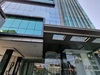 Gedung baru 6 lantai + 1 basement daerah Mampang Jaksel