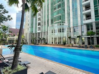 DISEWAKAN PENTHOUSE THE PEAK REGIS TOWER HIGH FLOOR KAWASAN PRESTISIUS