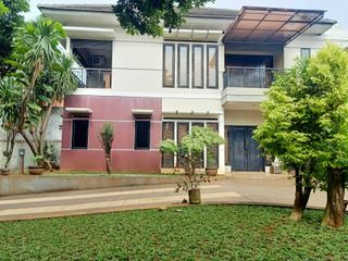 DIJUAL CEPAT HARGA DIBAWAH NJOP, RUMAH 2 LANTAI SIAP HUNI DI BINTARO