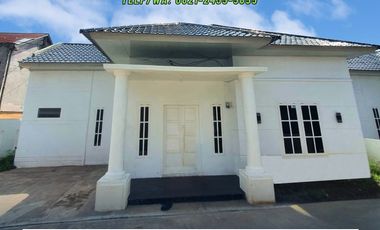 Dijual Rumah Classic di Lamdingin - Dekat Simpang Jambotape!