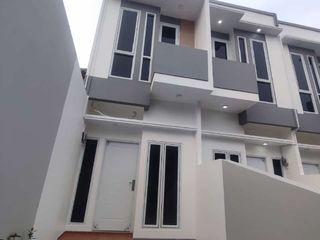 Di jual Rumah Murah 2 Lantai Dekat Stadium Jakarta Internasional