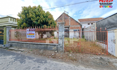 Dijual Tanah Bonus Bangunan di Singotrunan - Banyuwangi