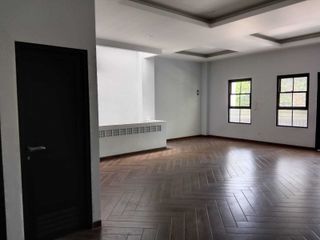 Ruang Usaha 4 Lantai Sudah Ada IMB Lengkap Di Sayap Riau Bandung