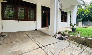 Jarang Ada! Rumah Vintage Terawat HARGA MURAH Dekat Bukit Permai Cibubur