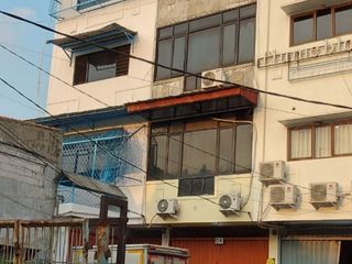 RUKO DI KEPU,KEMAYORAN-SUDAH RENOVASI-BANGUNAN 4,5 LANTAI