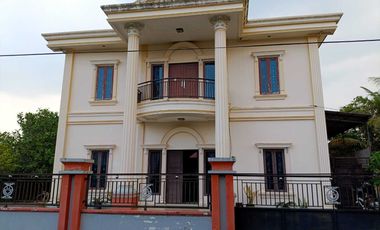 Dijual Rumah 2 Lantai Siap Huni di Pontianak!