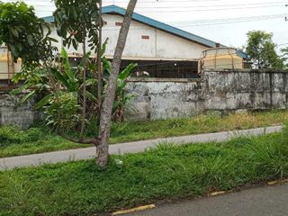 Dijual Cepat Pabrik Es Batu & Ice Tube  Jl Citandui Bengkulu