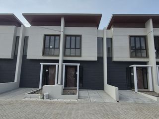 Rumah murah Di Surabaya Timur Dekat Merr Grand Alana Wonorejo Rungkut Tahap 2