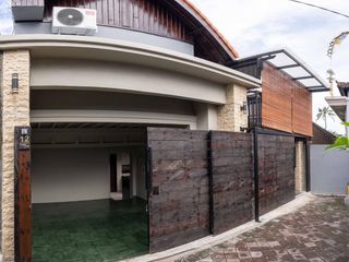 VILLA MURAH DI KEROBOKAN BALI