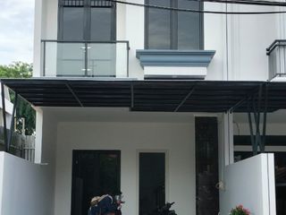 JUAL RUMAH 2 LANTAI ANCOL SELATAN MODERN aman dan nyaman