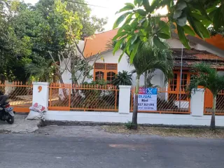 Rumah Makam haji Sukoharjo luas pengen cepat laku