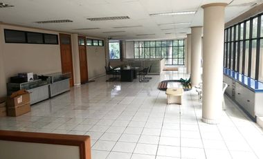 Dijual Gedung Kantor di Jalan Raya Grogol, 5 lantai, Parkir Luas, Strategis, Dekat Tol.