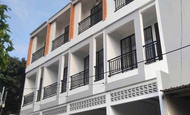 Dijual Rumah Cengkareng Jakarta Barat SHM 3 Lantai Minimalis Dekat Tol & Puri Mall - LT 52.5 m²
