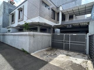 RUMAH MEWAH SIAP HUNI DI TEBET JAKARTA SELATAN
