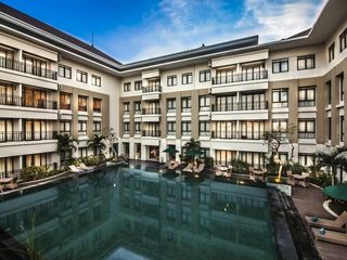 apartment murah yang berlokasi di jalan utama raya dewi sri kuta