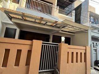 jual cepat Rumah cantik dan strategis di Jatinegara Jakarta Timur