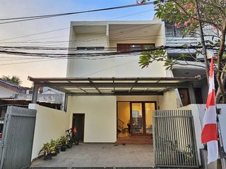 Rumah Bagus Unfurnished Pondok Indah, Jakarta Selatan