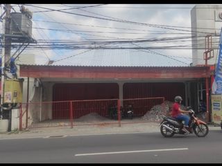 Disewakan ruko/ruang usaha strategis di tepi jalan Kaliurang km 5