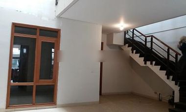 Dijual Rumah Siap Huni Istana Pasteur Regency Pusat Kota Bandung Utara