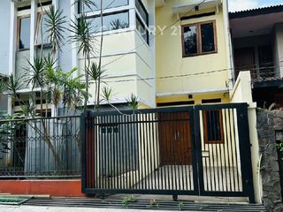 Rumah  Siap Huni Furnished Komplek Setraduta Bandung