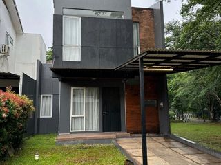 Dijual rumah bagus siap huni di The Icon BSD City