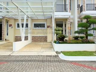RUMAH FULL FURNISHED STRATEGIS DI PUSAT KOTA BOGOR SLANGKAH KE TOL FASILITAS RUMAH KOMPLIT