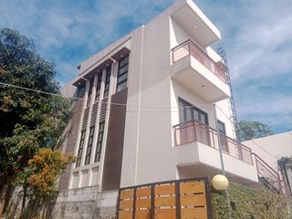 Rumah cocok Dijual di Bojong Koneng dkt WIDYATAMA Cikutra Suci Itenas