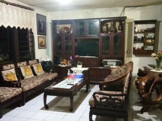 Rumah Lama Hitung Tanah di Buah batu Turangga dkt BKR dan Batununggal